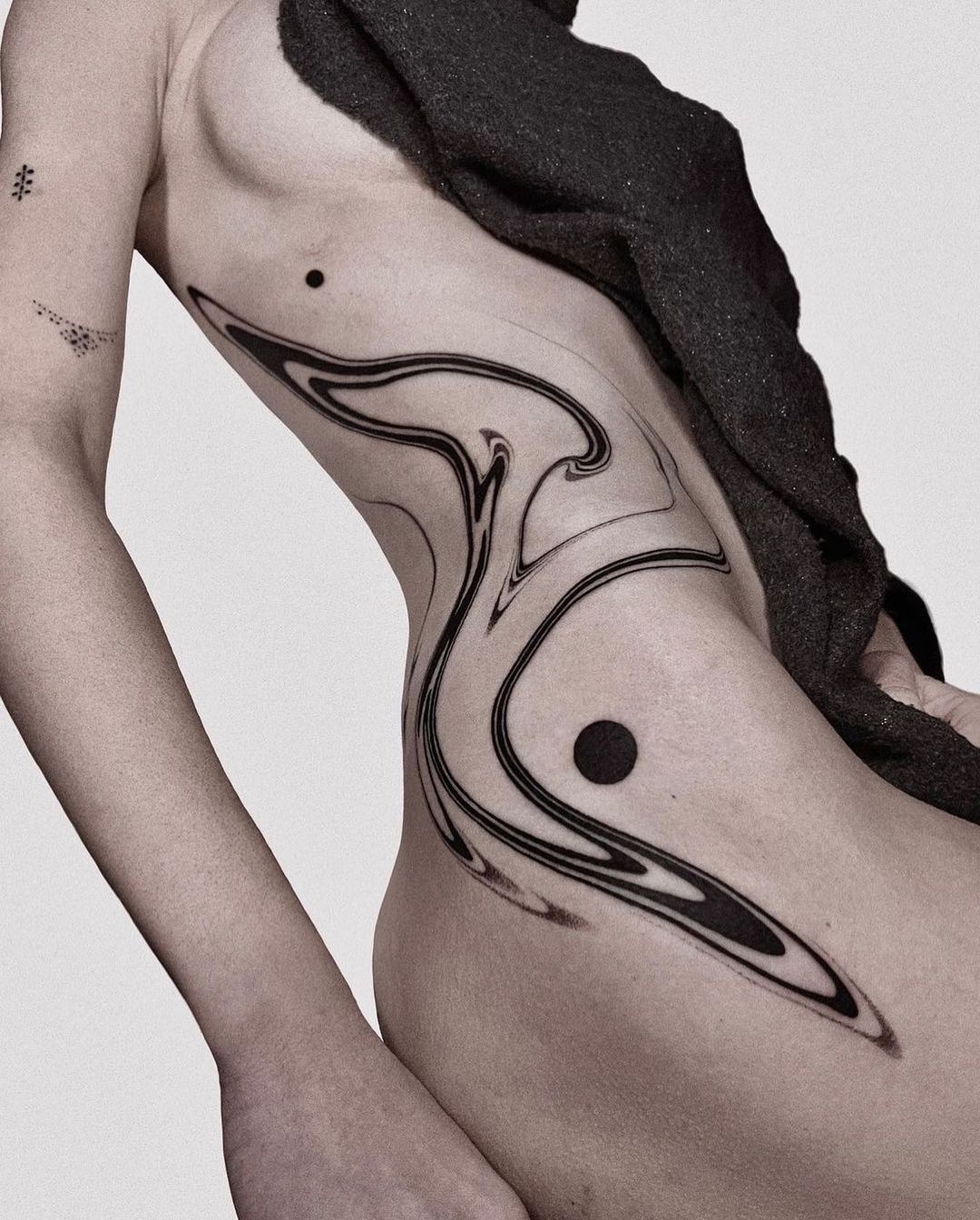 Особенности абстрактных татуировок