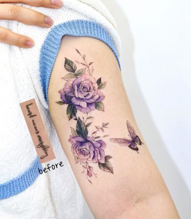 Фиолетовые розы и бабочка, женская тату на плече