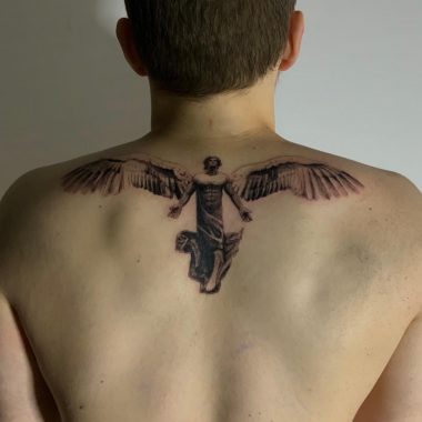 Архангел Михаил, татуировка на плече в реализме