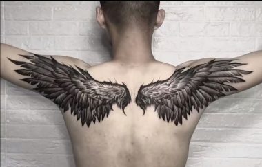 Крылья ангела, мужская тату на спине