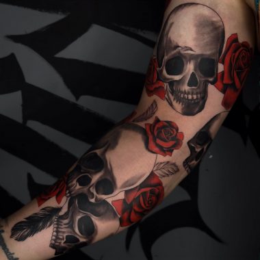 Значение татуировки череп с розой