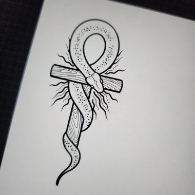 Эскиз татуировки анкха со змеей