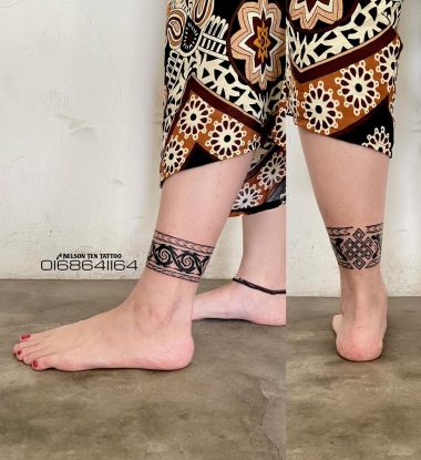 Татуировка браслет на ноге (77 фото)