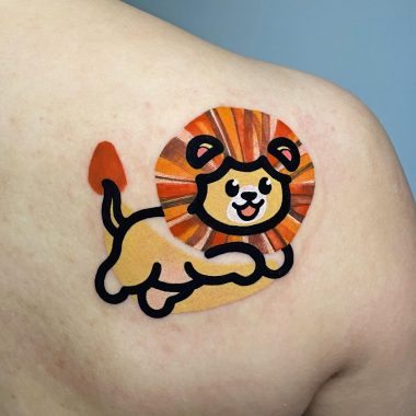 Татуировка льва в стиле поп-арт